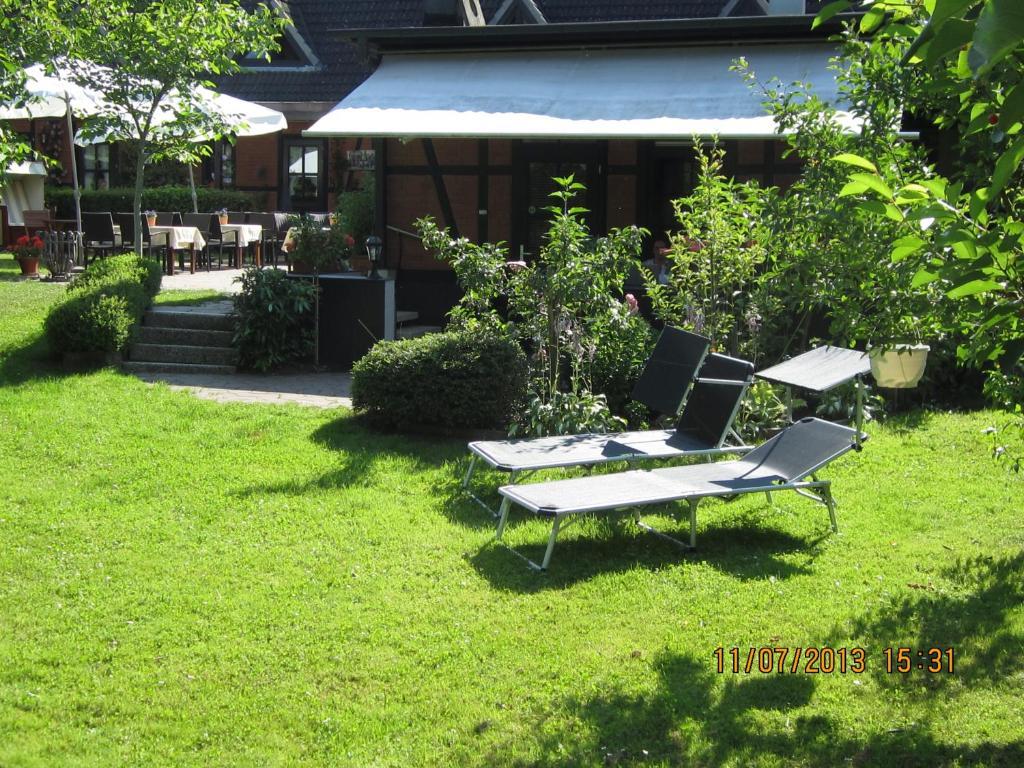 Altes Zollhaus Am Klinikum Hotel Lubeck Ngoại thất bức ảnh
