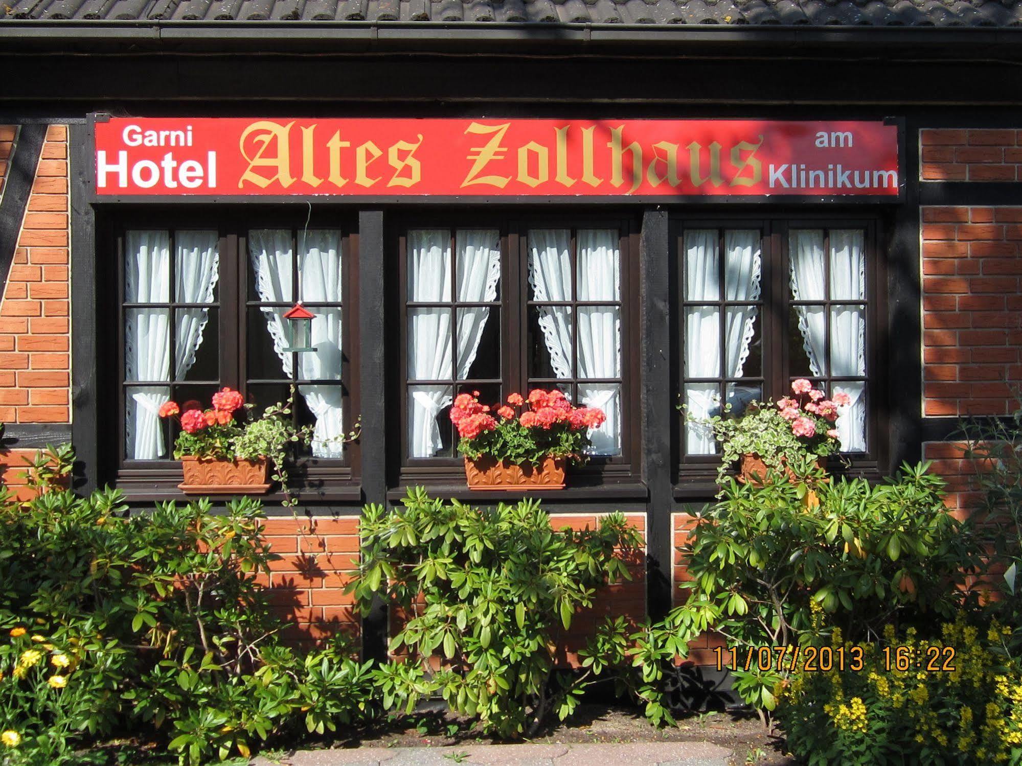 Altes Zollhaus Am Klinikum Hotel Lubeck Ngoại thất bức ảnh
